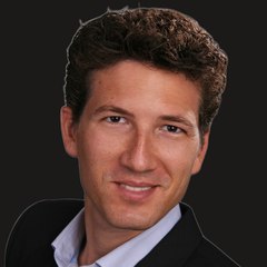 Dr Eric Soteriou
