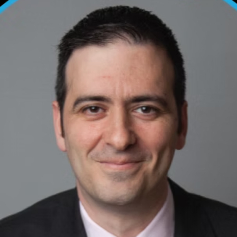 Yiannis Constantinides plastic surgeon